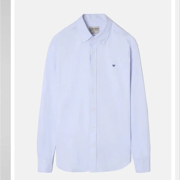 Men's Classic Light Blue Button-Down Shirt - Picture 2 of 3